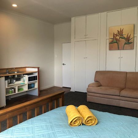 Cosy Studio Perfect For A Couple At Historic Town Raetihi Exterior photo